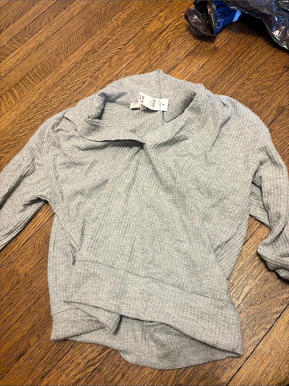 LOFT Women's Knit Sweater in Gray Size Large NWT